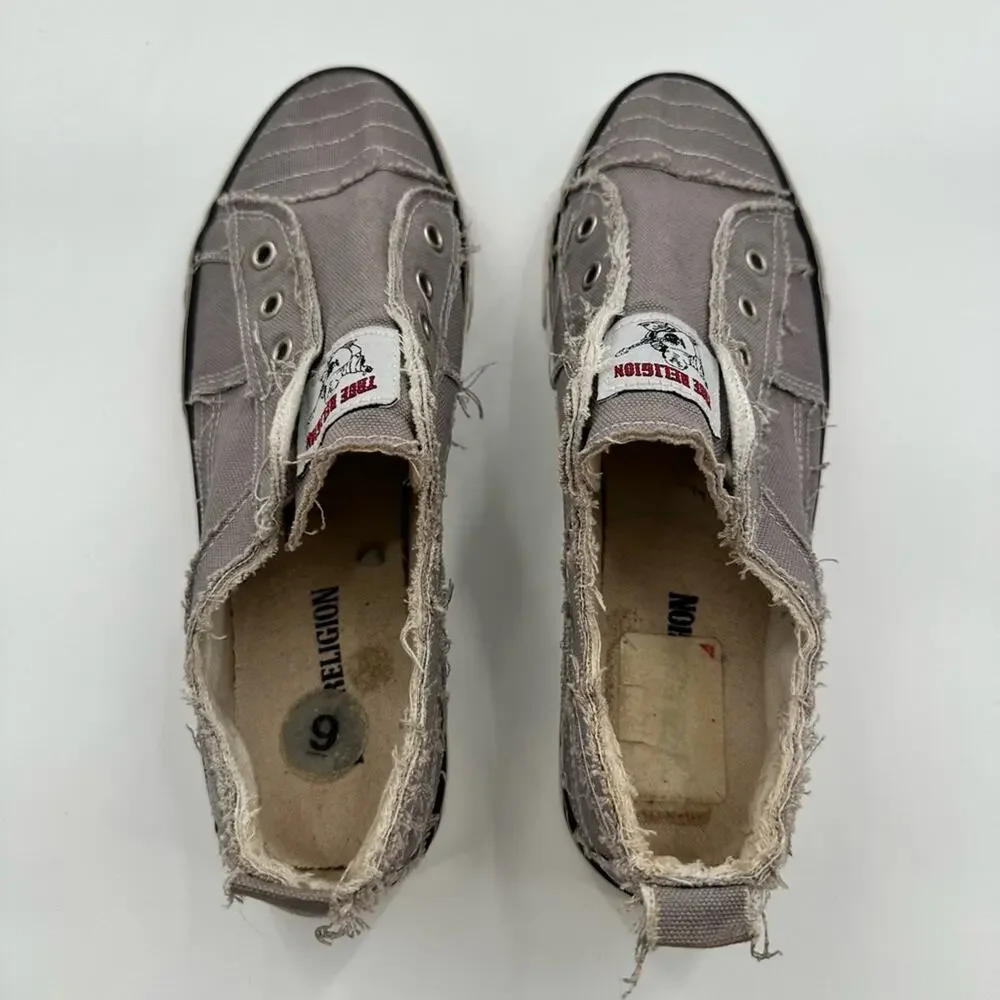 True Religion Korey Gray Distressed Canvas Slip On Sneakers Men's Size 6